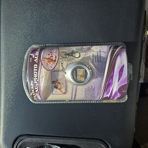 Onyx Silver Digital Photo Album Keychain